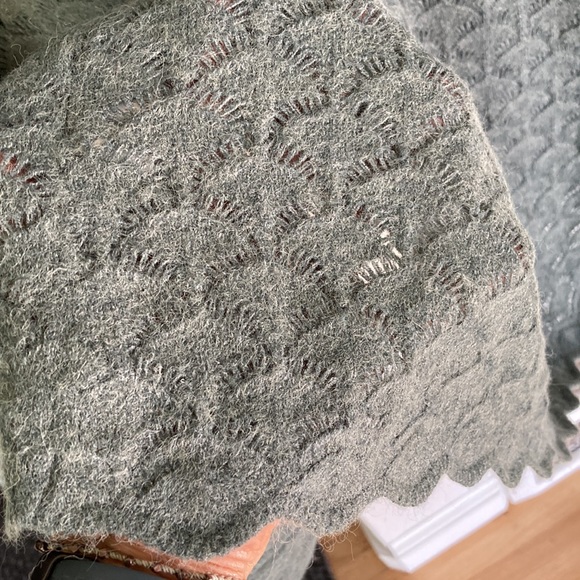 NWOT Belldini sweater - Picture 4 of 8